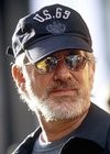 Steven Spielberg Sumbang 1,5 Juta Dolar Untuk Korban Tsunami